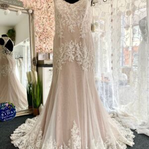 https://sydneygracebridal.co.uk/wp-content/uploads/2025/06/69135b8f-bc35-4f6a-9334-f8cf1cf836bf-300x300.jpeg
