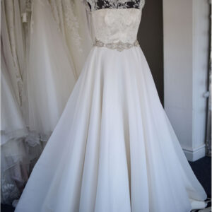https://sydneygracebridal.co.uk/wp-content/uploads/2025/06/IMG_2198-300x300.jpeg
