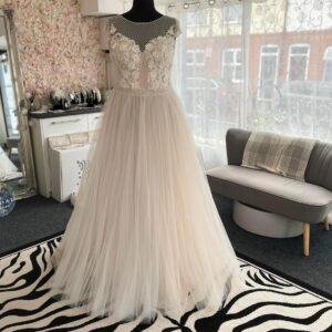 https://sydneygracebridal.co.uk/wp-content/uploads/2025/06/IMG_2326-300x300.jpeg
