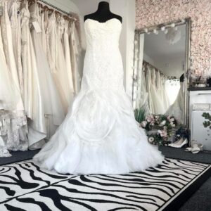 https://sydneygracebridal.co.uk/wp-content/uploads/2025/06/IMG_7359-300x300.jpeg