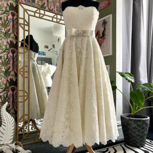 https://sydneygracebridal.co.uk/wp-content/uploads/2025/06/att.A_rO9aVBpG6xE1H0zccg1aF35I9BYn2LeDR_mZ8o8ug-300x300.jpeg