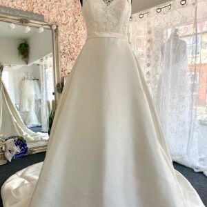 https://sydneygracebridal.co.uk/wp-content/uploads/2025/06/b4329dbb-3a6a-4a4b-a445-ada7e4ee4361-300x300.jpeg