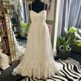 Vintage Wedding Dress - Image 4