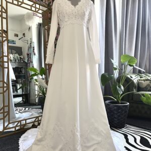 https://sydneygracebridal.co.uk/wp-content/uploads/2025/07/IMG_0378-300x300.jpeg