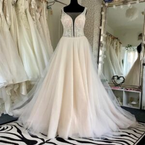 https://sydneygracebridal.co.uk/wp-content/uploads/2025/07/IMG_7015-300x300.jpeg