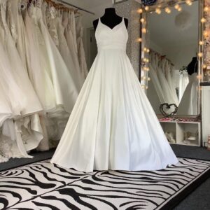 https://sydneygracebridal.co.uk/wp-content/uploads/2025/07/IMG_7177-300x300.jpeg